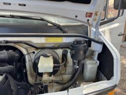 MERCEDES-BENZ - 710 - 2000/2000 - Branca - Sob Consulta