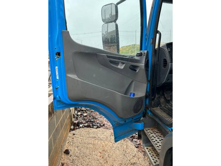 MERCEDES-BENZ - ATEGO 2425 - 2009/2009 - Azul - Sob Consulta