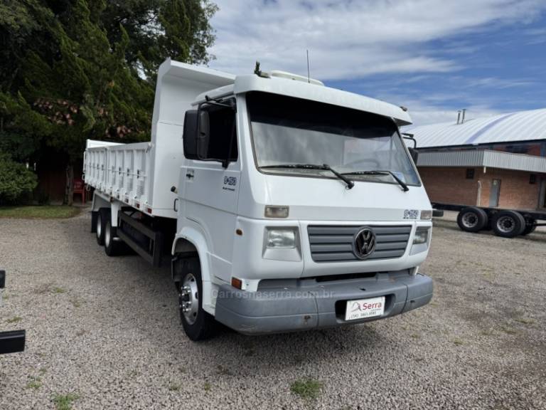 VOLKSWAGEN - 8-150 - 2005/2005 - Branca - Sob Consulta