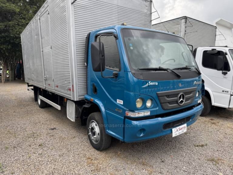 MERCEDES-BENZ - ACCELO 815 - 2013/2013 - Azul - Sob Consulta