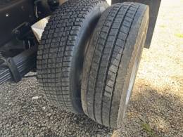 MERCEDES-BENZ - 710 - 2000/2000 - Branca - Sob Consulta