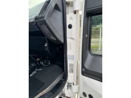FORD - CARGO 815 - 2005/2005 - Branca - R$ 140.000,00