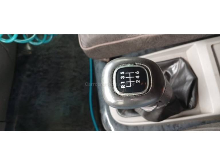VOLKSWAGEN - 24-250 - 2011/2011 - Branca - Sob Consulta