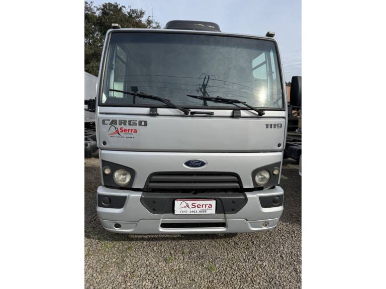 FORD - CARGO 1119 - 2014/2015 - Prata - Sob Consulta