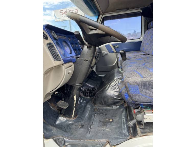 VOLKSWAGEN - 8-150 - 2005/2005 - Branca - Sob Consulta