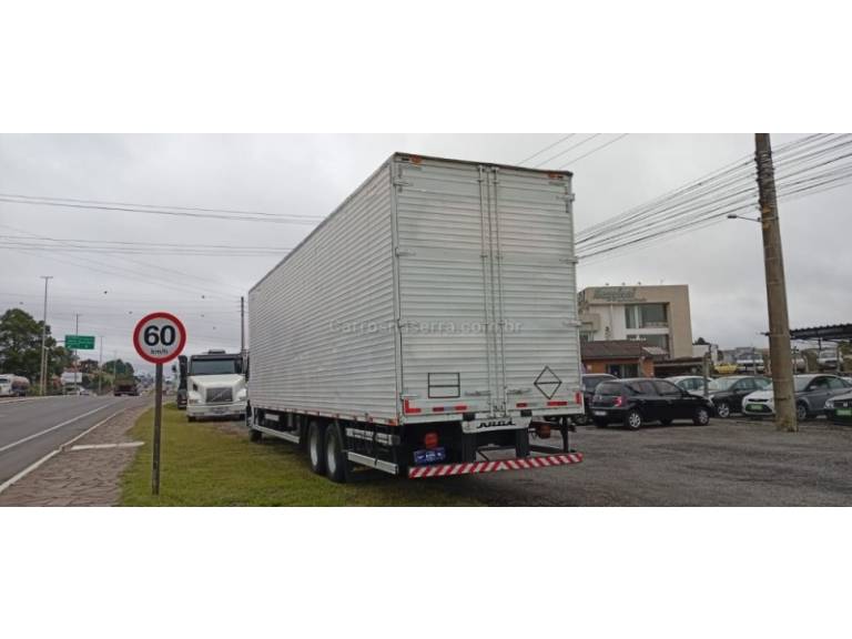 VOLKSWAGEN - 24-250 - 2011/2011 - Branca - Sob Consulta