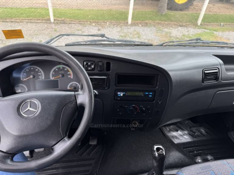 MERCEDES-BENZ - ACCELO 815 - 2013/2013 - Azul - Sob Consulta